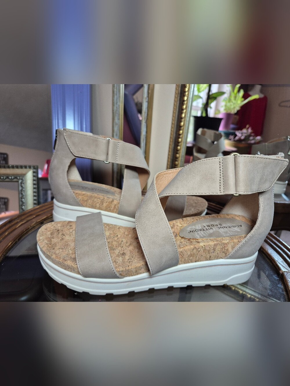 Adrienne Vittadini Cecilia Sandals - Size‎ 9.5